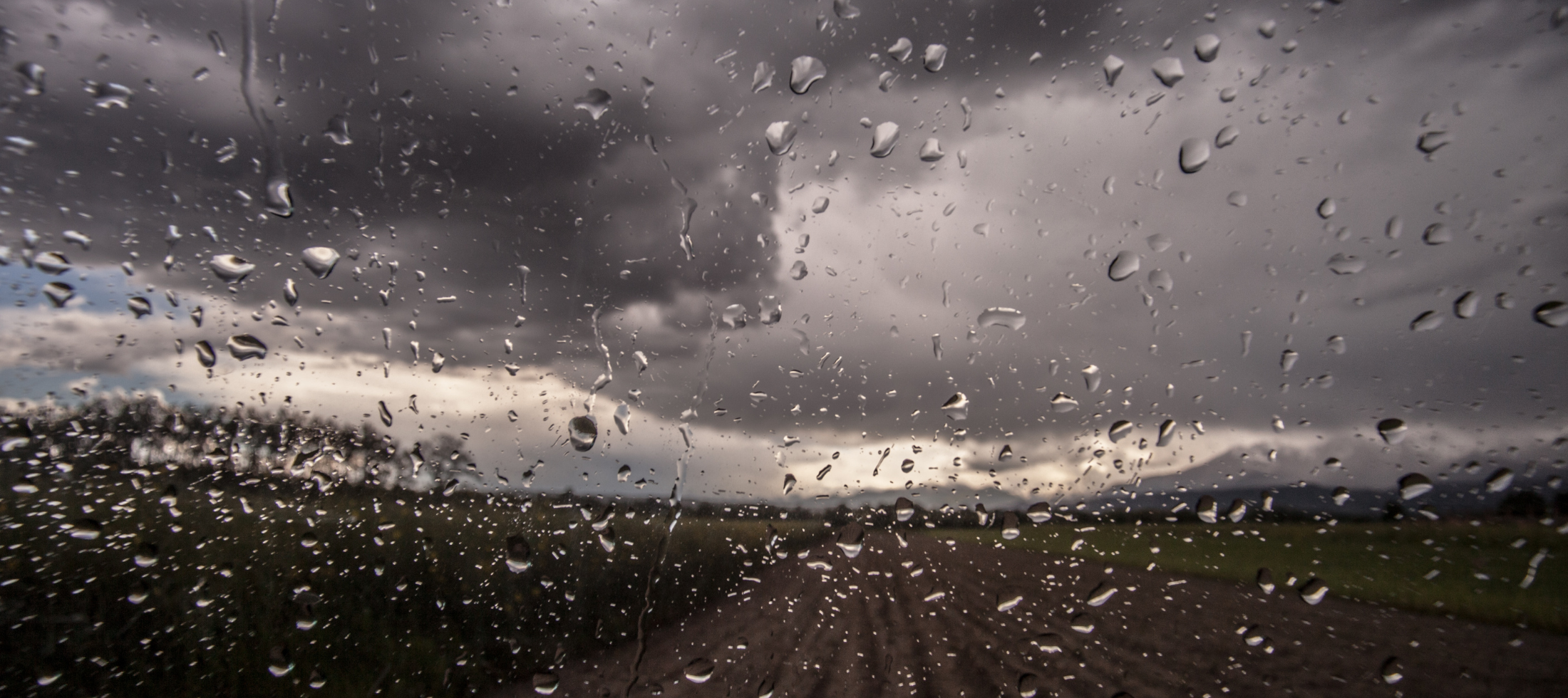 How Weather Conditions Affect the Choice of Safety Apparel