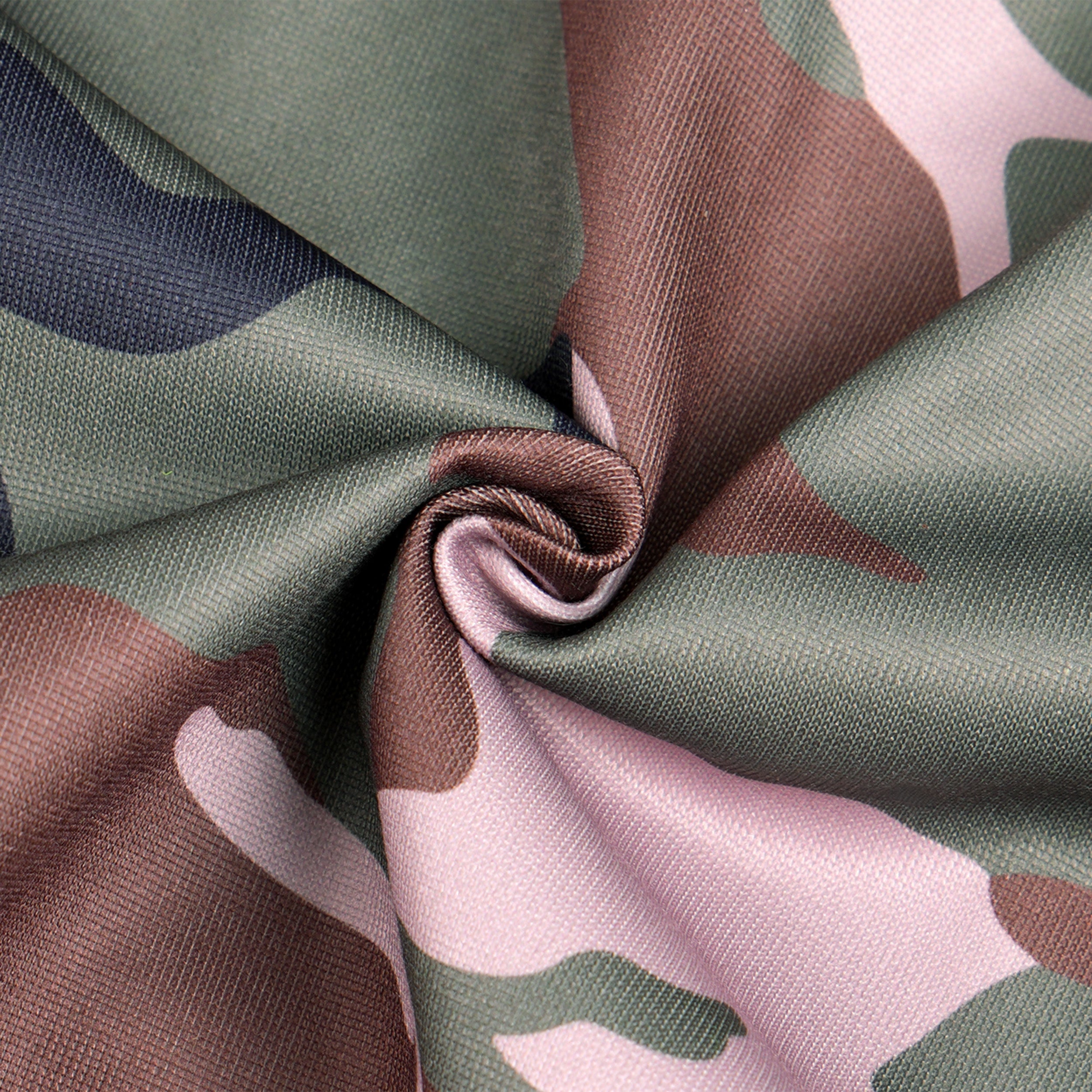 Classic Camo Zip-Up Hoodie with Pockets